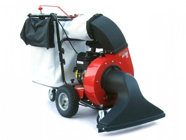 Bladzuiger 75 cm met Briggs and Stratton 950 OHV motor - opvangzak 250 liter - zelfrijdend - 1 versnelling