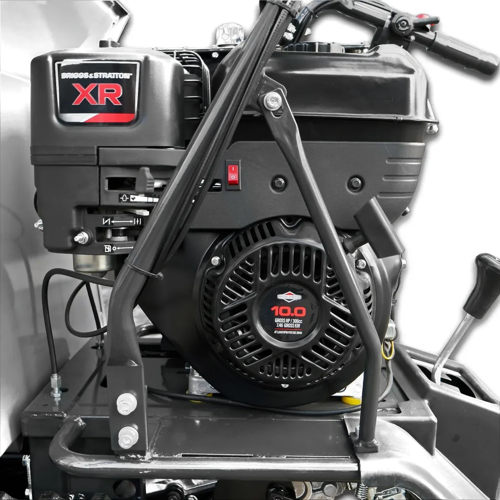 De Briggs & Stratton XR-motor van de Jansen RD-300 van dichtbij