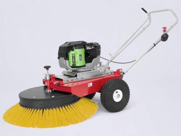 Radiaal veegmachine met EGO Power+ 56V accumotor - 85 cm - linkse en rechtse borstel draairichting