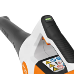 Detail van de handgreep van de BGA 30 bladblazer