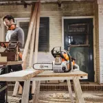 Stihl MS 162 kettingzaag op een werkbank