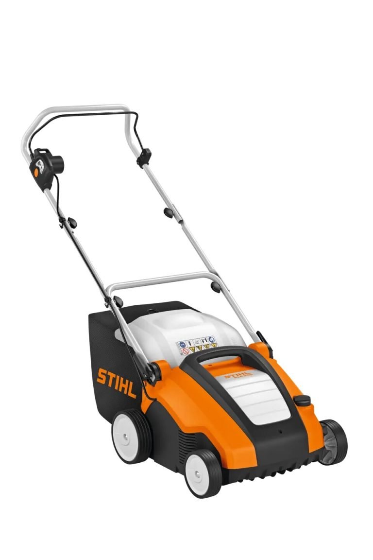 STIHL RLE 240 verticuteermachine in close-up