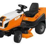 STIHL RT 5097 Z zitmaaier van de zijkant