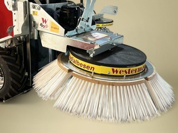 Detail van de Radiaalborstel R 900 met poly (PPN) borstel