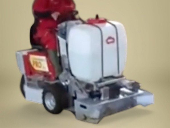 Roosterreiniger met watertank CM 2 PRO