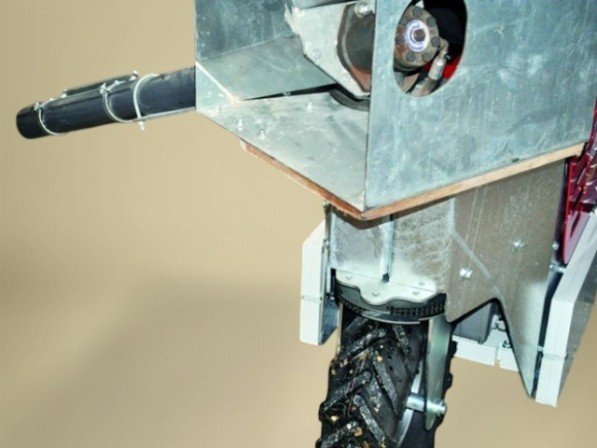 Detail van de Kalk- en voerstrooier - voor CM 2 PRO