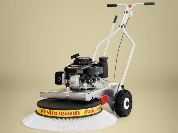 Radiaal veegmachine WR 870 Honda GXV160 OHV