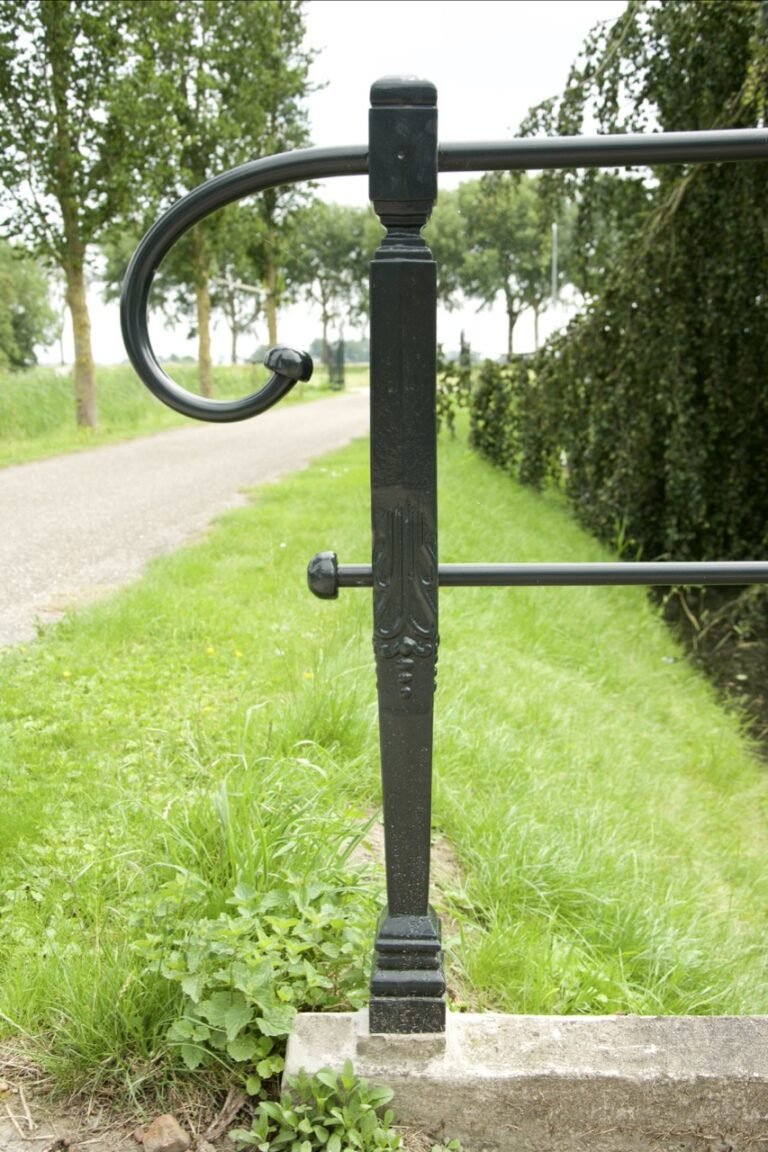 Dick_norg_baluster_met_sierwerk