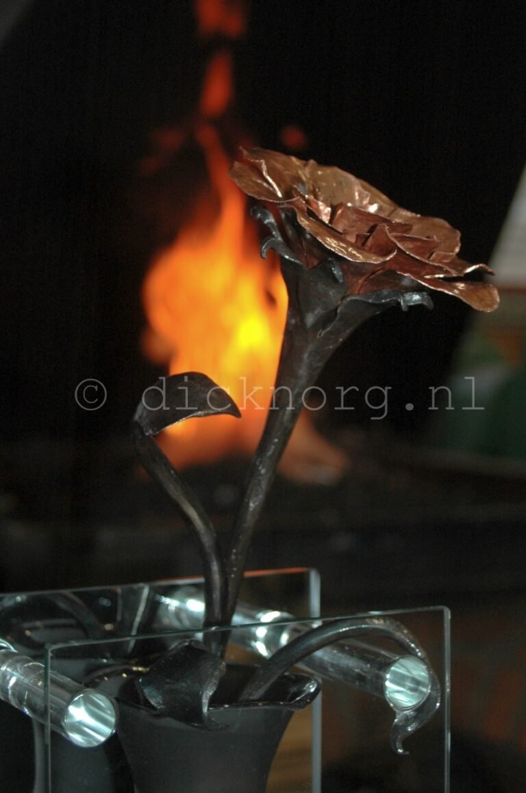 Dick_norg_gesmede_roos