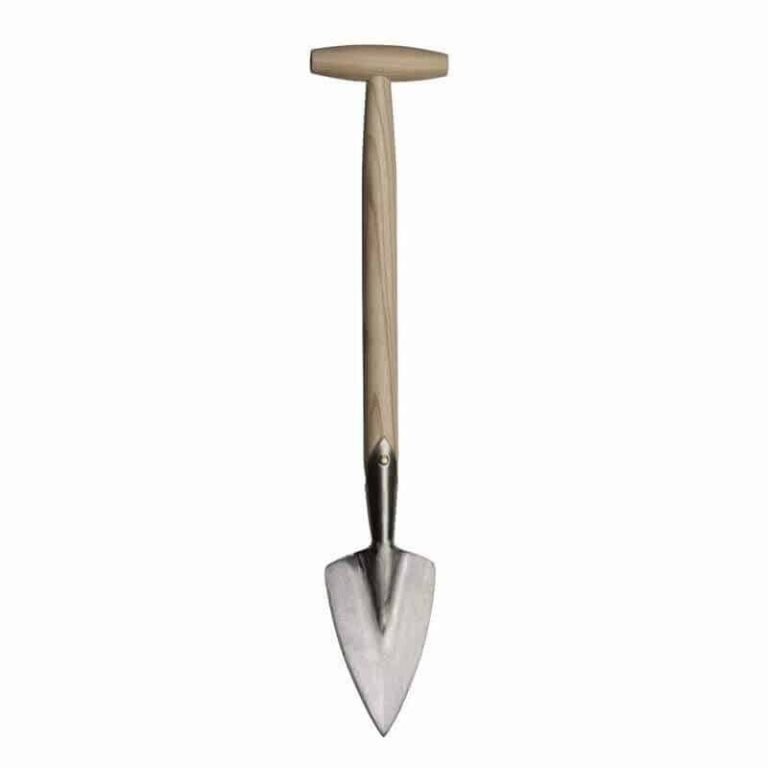 Volledig aanzicht van een Sneeboer plantschopje met essenhouten T-steel en glimmend metalen blad, tegen een witte achtergrond.