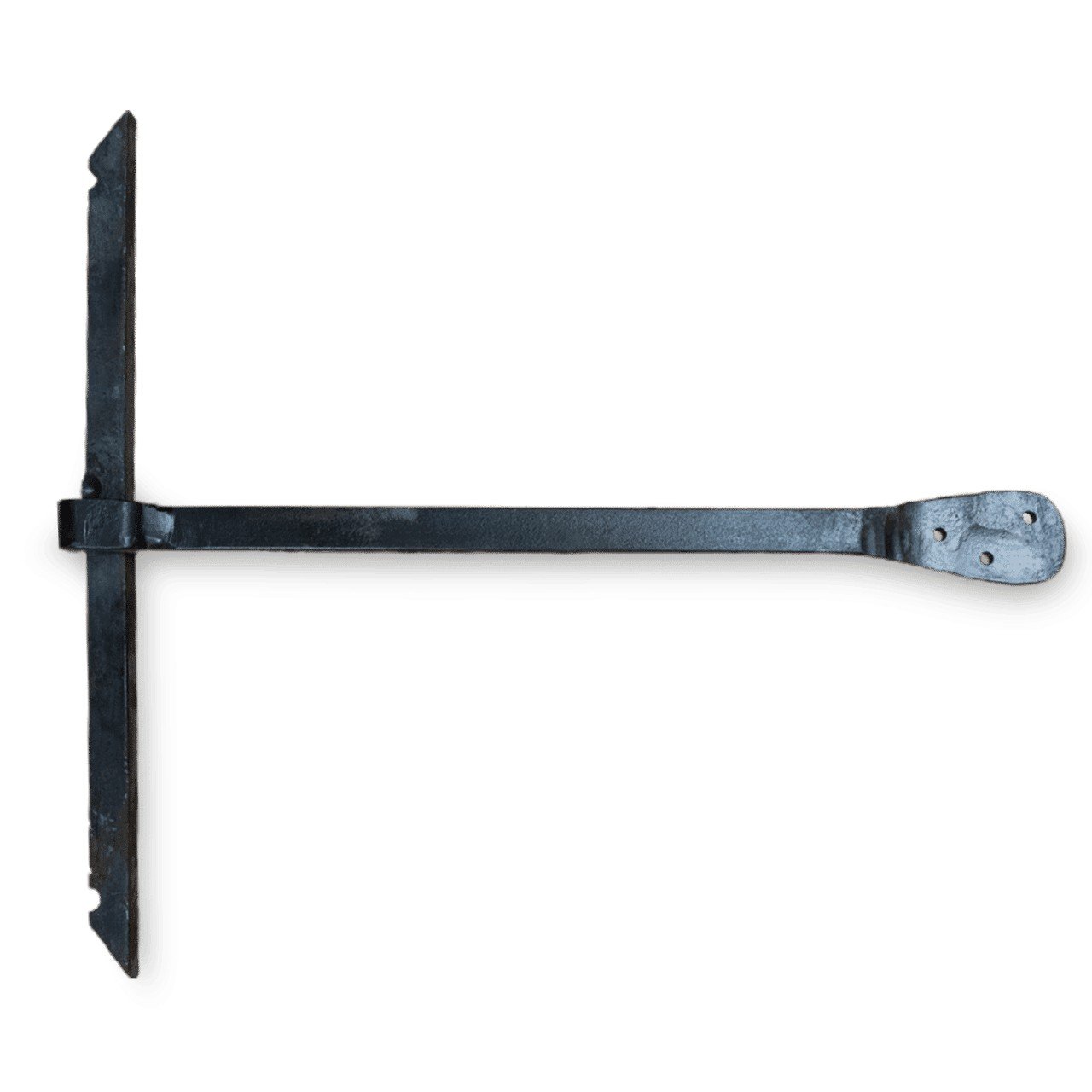 Zwart, handgesmeed traditioneel muuranker op een witte achtergrond.