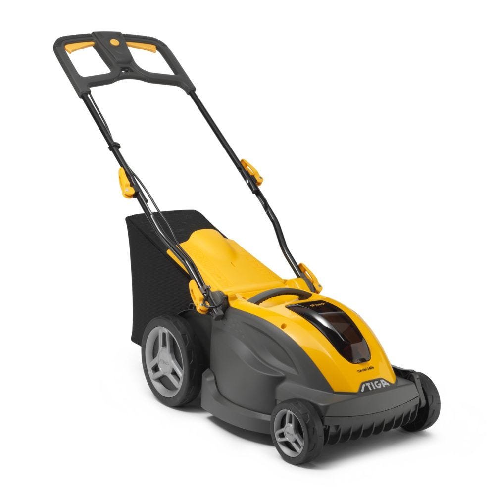 Vooraanzicht van de Stiga Combi 340e elektrische grasmaaier met zwarte grasopvangbak.
