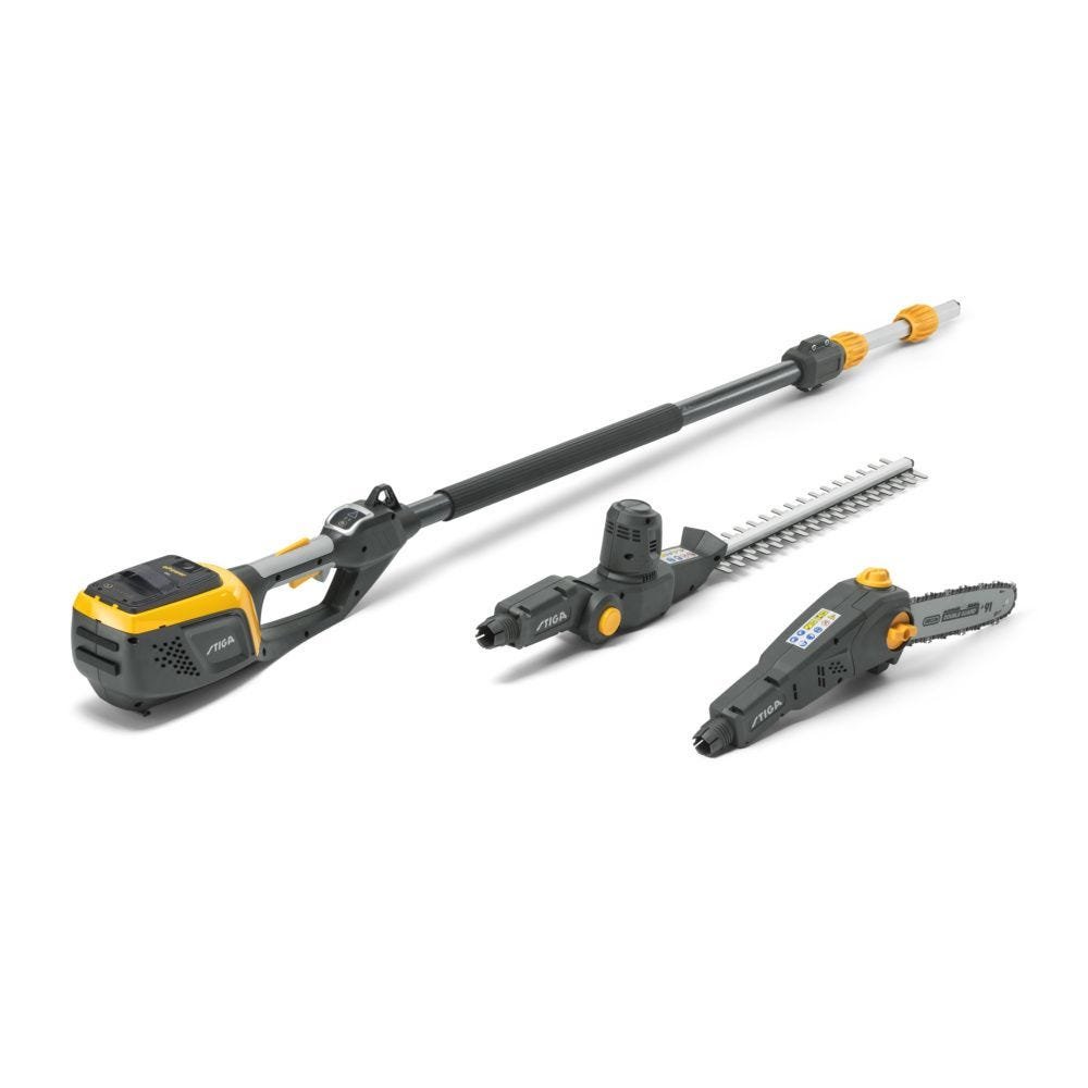 Overzicht van de Stiga MT 500e Kit met telescopische steel en opzetstukken voor heggenschaar en kettingzaag.