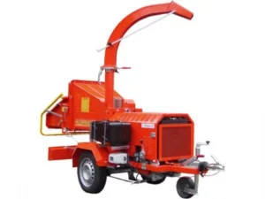 Hakselaar Cippo 15 L27D, 27 pk diesel, 80 km/u onderstel