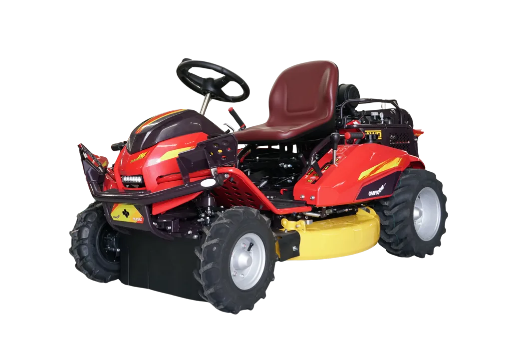 Canycom CMX2408 ride-on ruwterreinmaaier schuin van voren