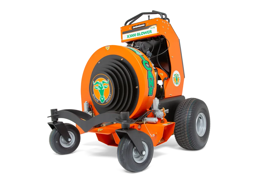 Billy Goat Z3000CE stand-on blazer van links