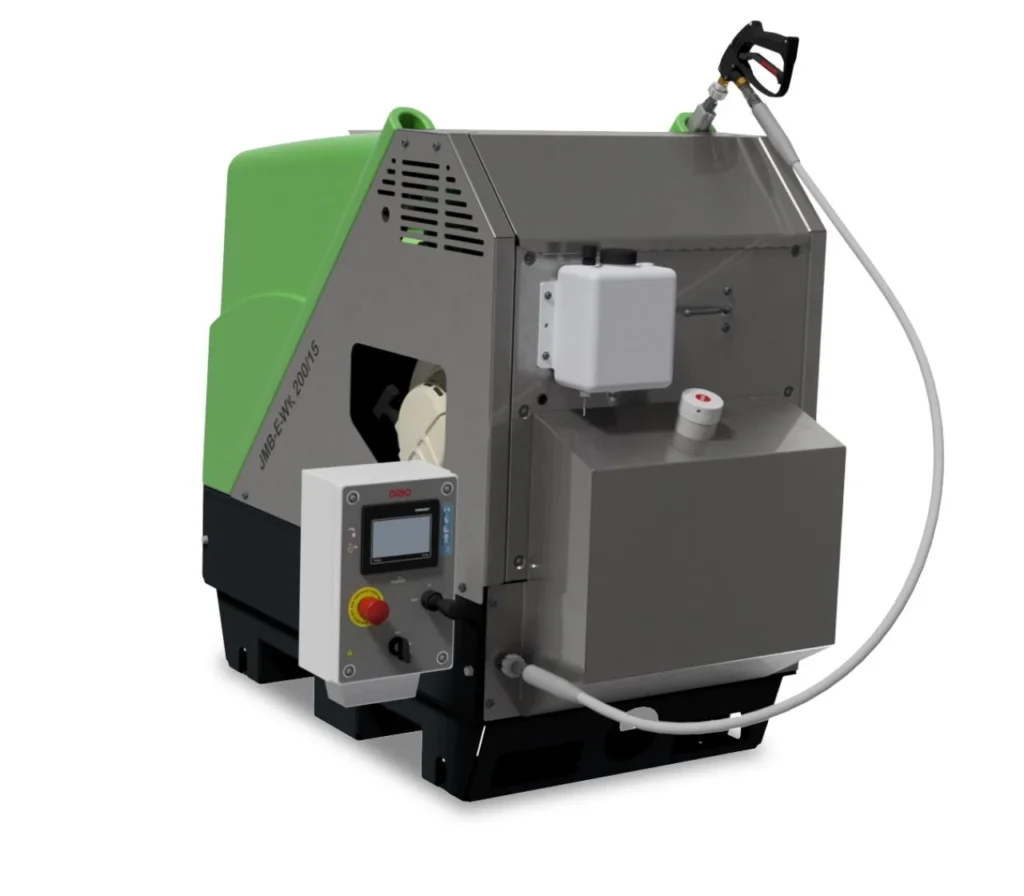 DiBo JMB-E-WK 200/15 met de losse bedieningskast met display, noodstop en joystick en een pistool aan de slang